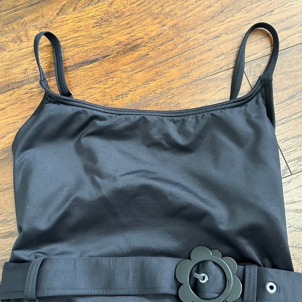 Kate Spade New York One‎ Piece Swimsuit Black with Daisy Belt #S16267A